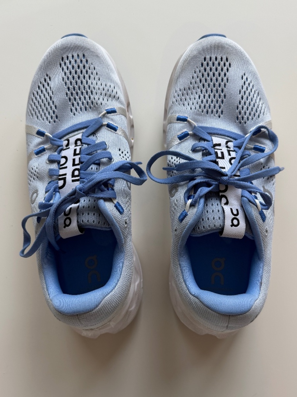 On Running (On Cloud) Cloudsurfer running shoe, Heather/White, women's size 9